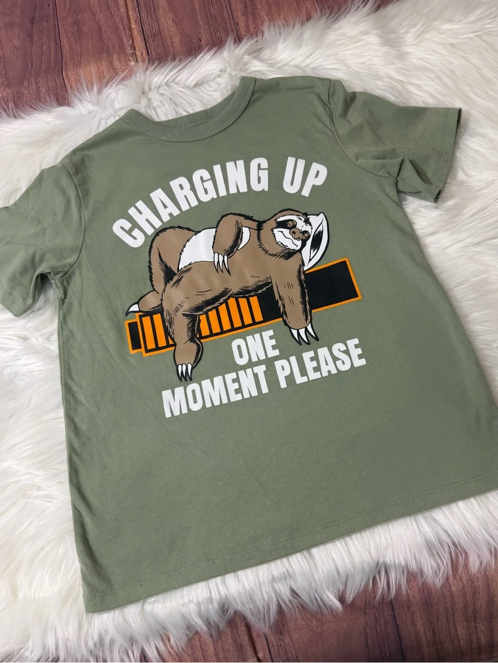 The Children’s Place Green Graphic T-Shirt Green - Boys Size M (7/8)